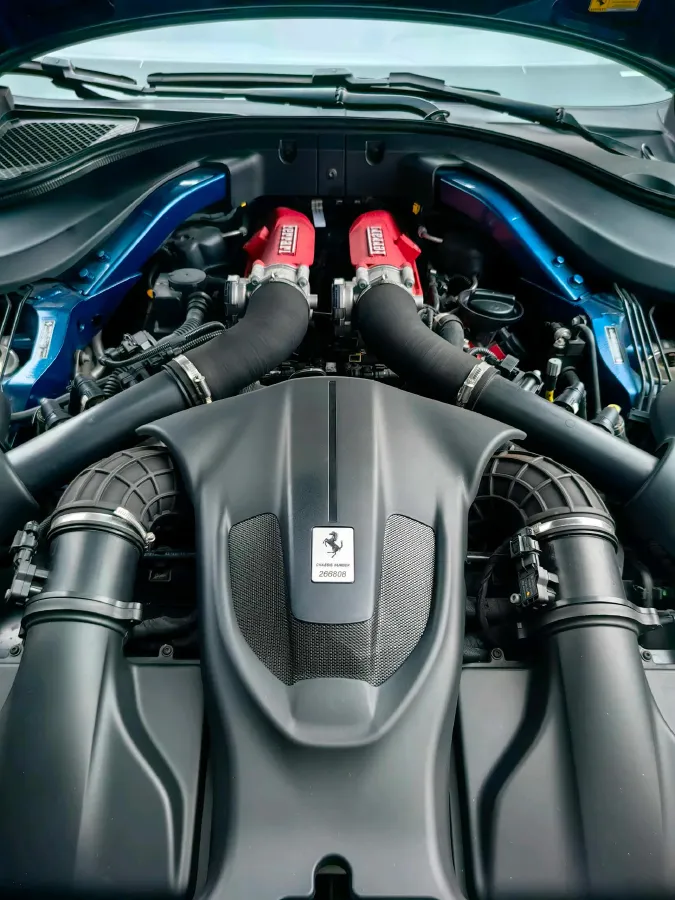 2020 Ferrari Roma 3.9T 620HP V8 8DCT,autocango,china used car exporter,china ev exporter,chinese used car exporter,chinese used ev exporter