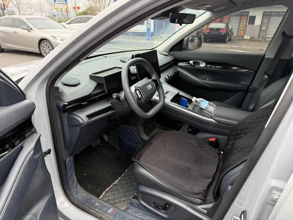 2024 YuanChen Super Van BEV 51KWH,autocango,china used car exporter,china ev exporter,chinese used car exporter,chinese used ev exporter