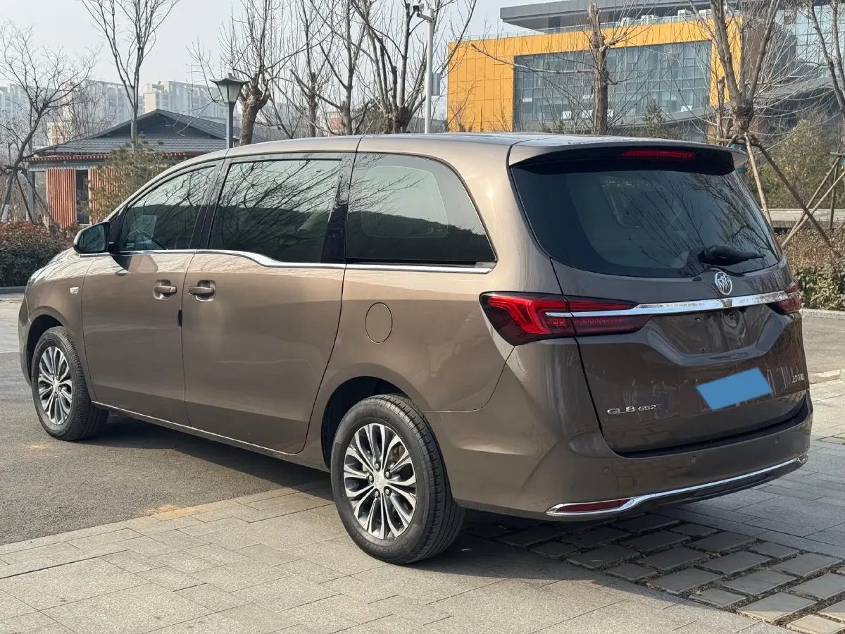 2022 Buick GL8 2.0T 237HP L4 9AT,autocango,china used car exporter,china ev exporter,chinese used car exporter,chinese used ev exporter