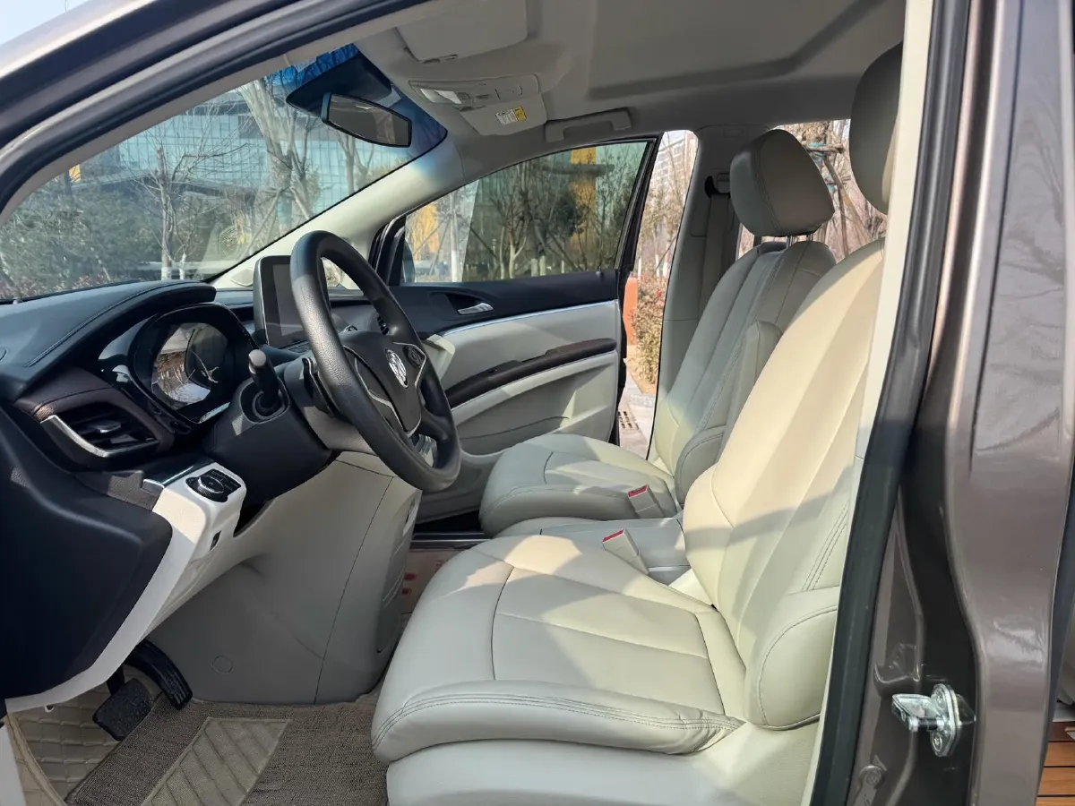 2022 Buick GL8 2.0T 237HP L4 9AT,autocango,china used car exporter,china ev exporter,chinese used car exporter,chinese used ev exporter