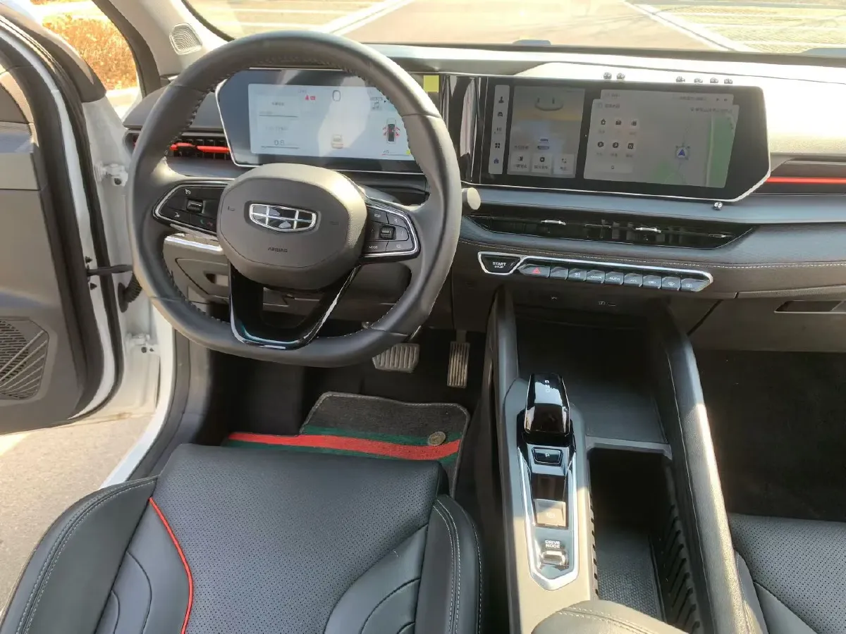 2022 Geely Binray 1.5T 181HP L4 7DCT,autocango,china used car exporter,china ev exporter,chinese used car exporter,chinese used ev exporter