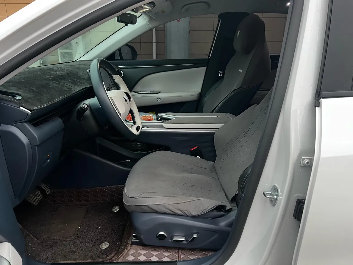 2024 JMC DaDao 2.3T 245HP L4 8AT,autocango,china used car exporter,china ev exporter,chinese used car exporter,chinese used ev exporter