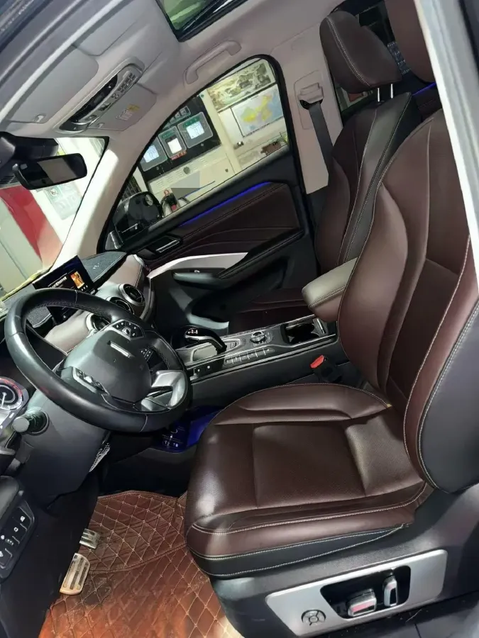 2018 WEY VV6 2.0T 197HP L4 7DCT,autocango,china used car exporter,china ev exporter,chinese used car exporter,chinese used ev exporter