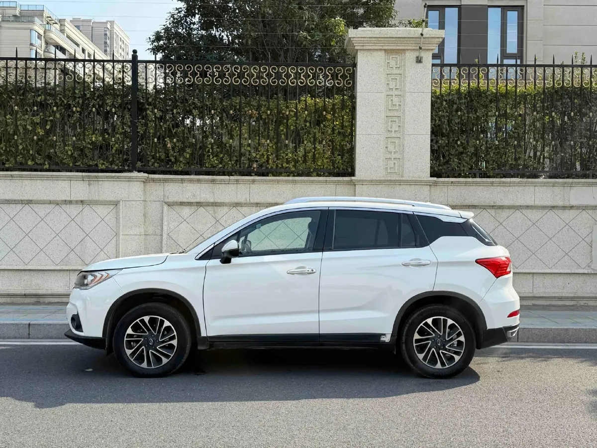 2017 GAC Trumpchi GS4 1.5T 152HP L4 6AT,autocango,china used car exporter,china ev exporter,chinese used car exporter,chinese used ev exporter