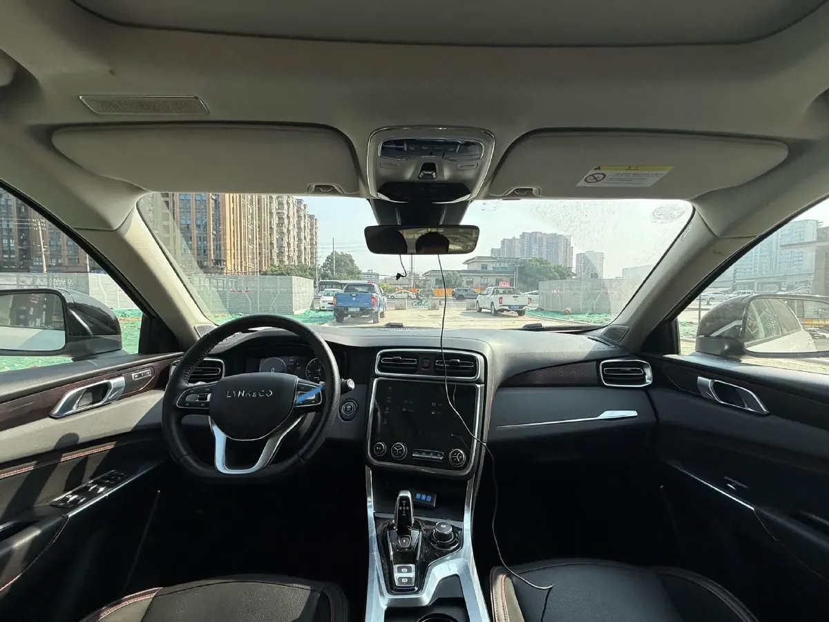 2017 Foton Sauvana 2.0T 218HP L4 6AT,autocango,china used car exporter,china ev exporter,chinese used car exporter,chinese used ev exporter