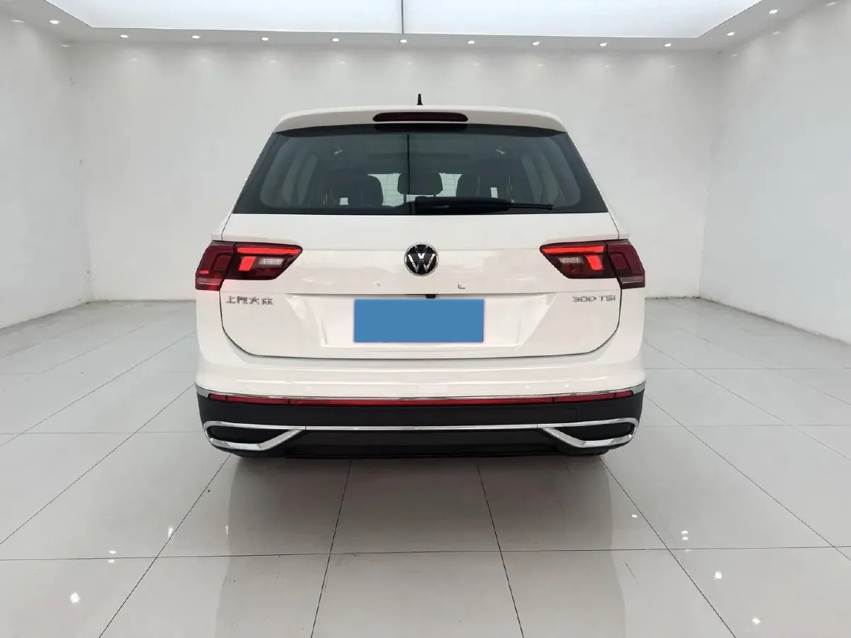 2023 Volkswagen Tiguan L 1.5T 160HP L4 7DCT,autocango,china used car exporter,china ev exporter,chinese used car exporter,chinese used ev exporter