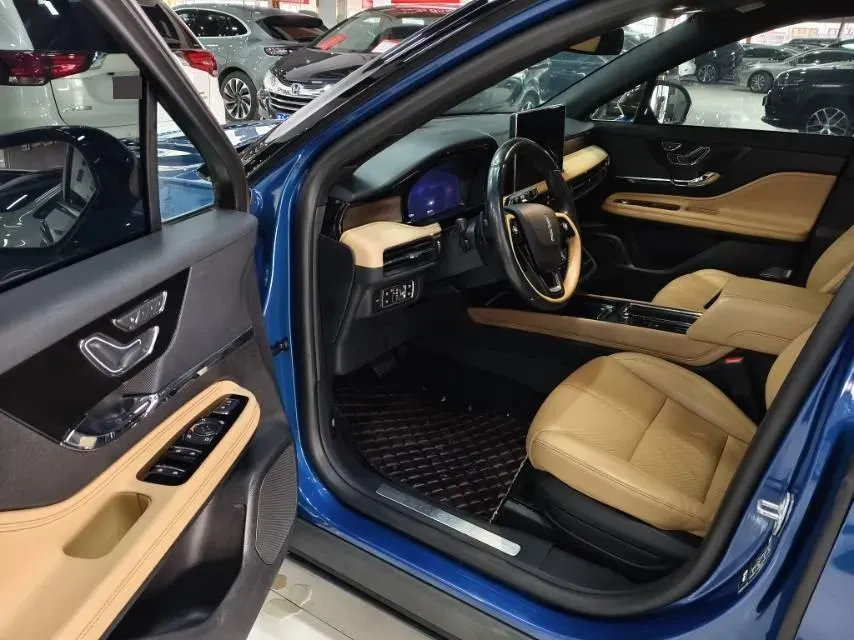 2022 Lincoln Corsair 2.0T 245HP L4 8AT,autocango,china used car exporter,china ev exporter,chinese used car exporter,chinese used ev exporter