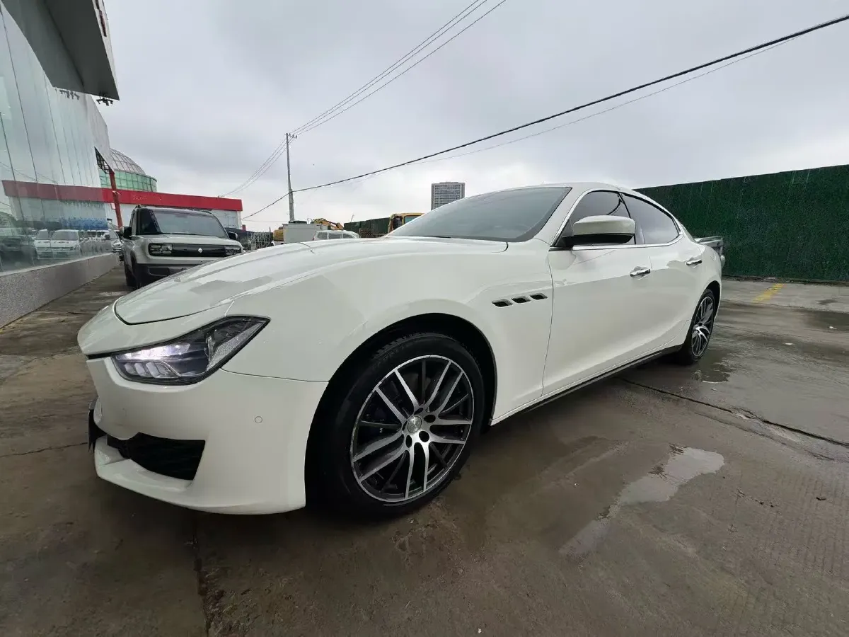 2018 Maserati Ghibli 3.0T 350HP V6 8AT,autocango,china used car exporter,china ev exporter,chinese used car exporter,chinese used ev exporter