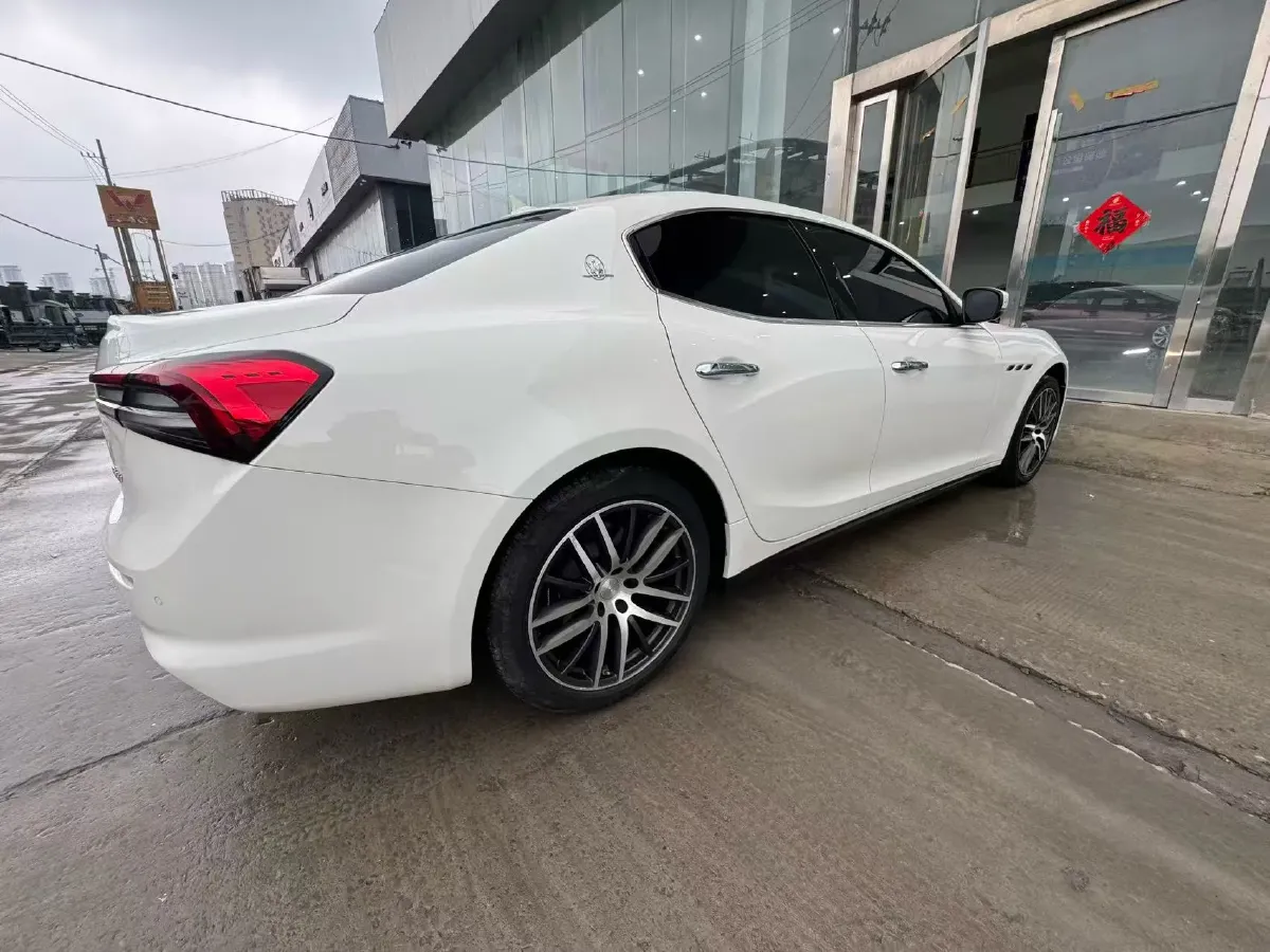 2018 Maserati Ghibli 3.0T 350HP V6 8AT,autocango,china used car exporter,china ev exporter,chinese used car exporter,chinese used ev exporter