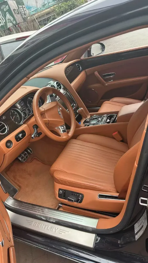 2017 Bentley Flying Spur 4.0T 507HP V8 8AT,autocango,china used car exporter,china ev exporter,chinese used car exporter,chinese used ev exporter