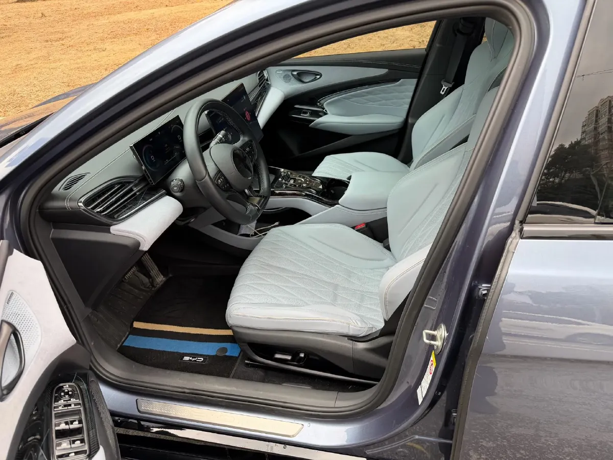 2022 MAXUS DaJia 5 BEV 70KWH,autocango,china used car exporter,china ev exporter,chinese used car exporter,chinese used ev exporter