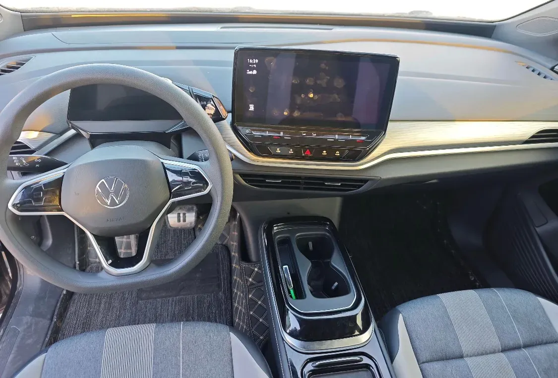 2021 Volkswagen ID.4 Crozz BEV 84.8KWH,autocango,china used car exporter,china ev exporter,chinese used car exporter,chinese used ev exporter