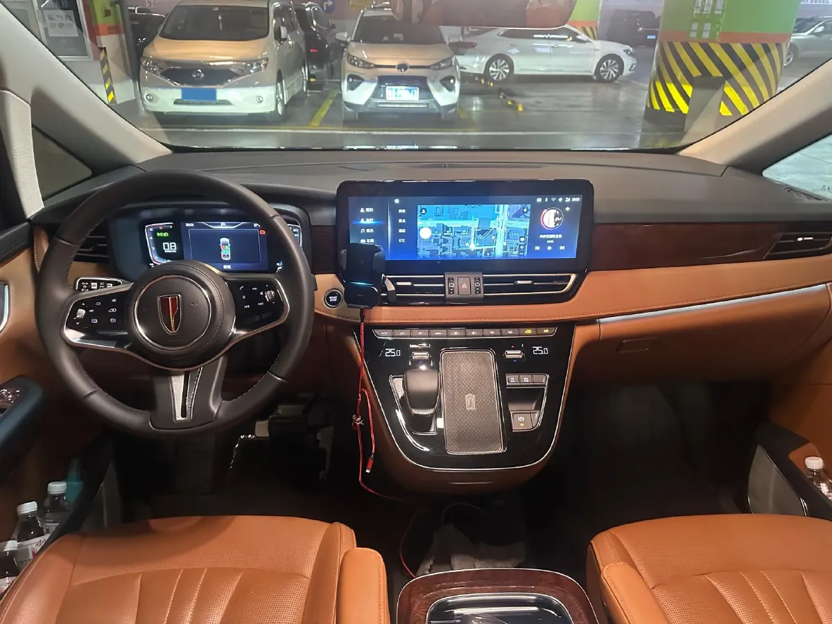 2023 HongQi HQ9 2.0T 252HP L4 8AT,autocango,china used car exporter,china ev exporter,chinese used car exporter,chinese used ev exporter