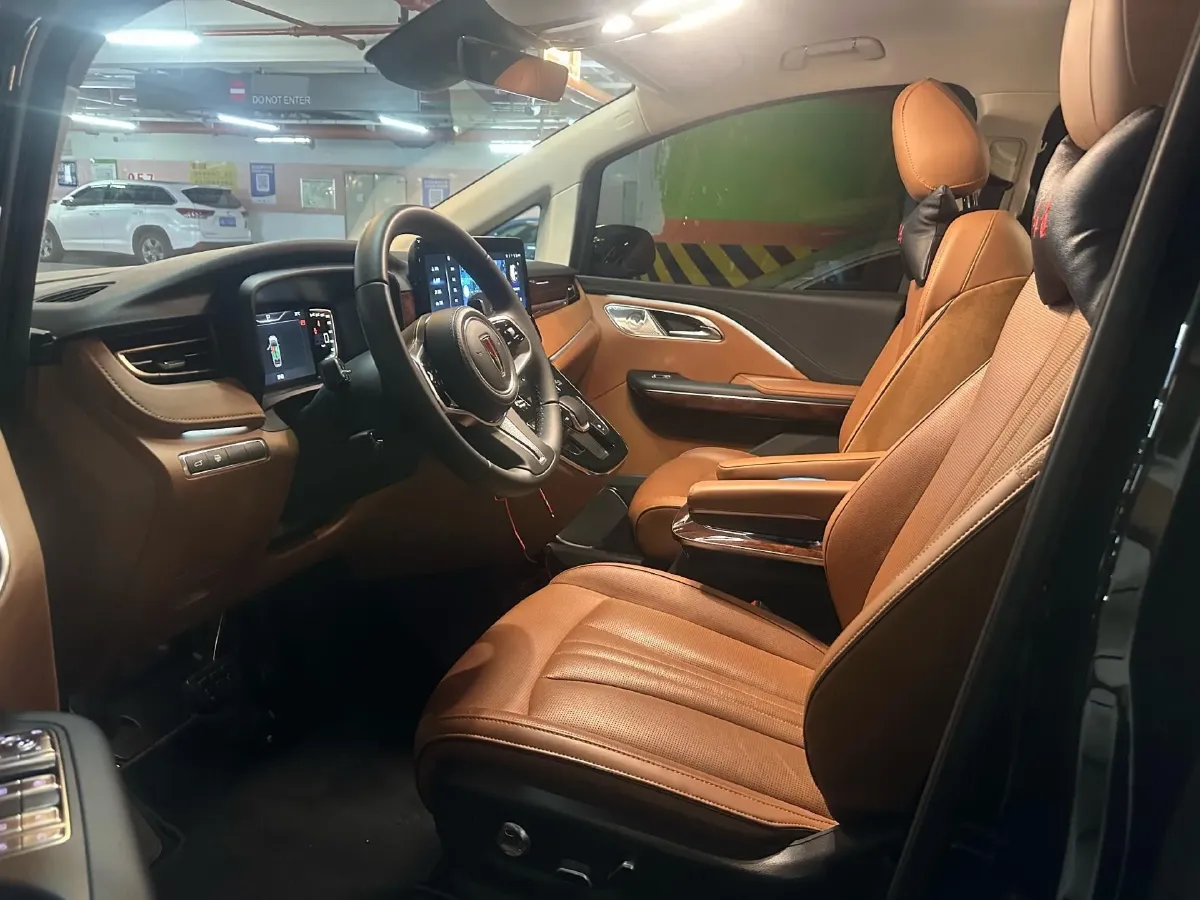 2023 HongQi HQ9 2.0T 252HP L4 8AT,autocango,china used car exporter,china ev exporter,chinese used car exporter,chinese used ev exporter