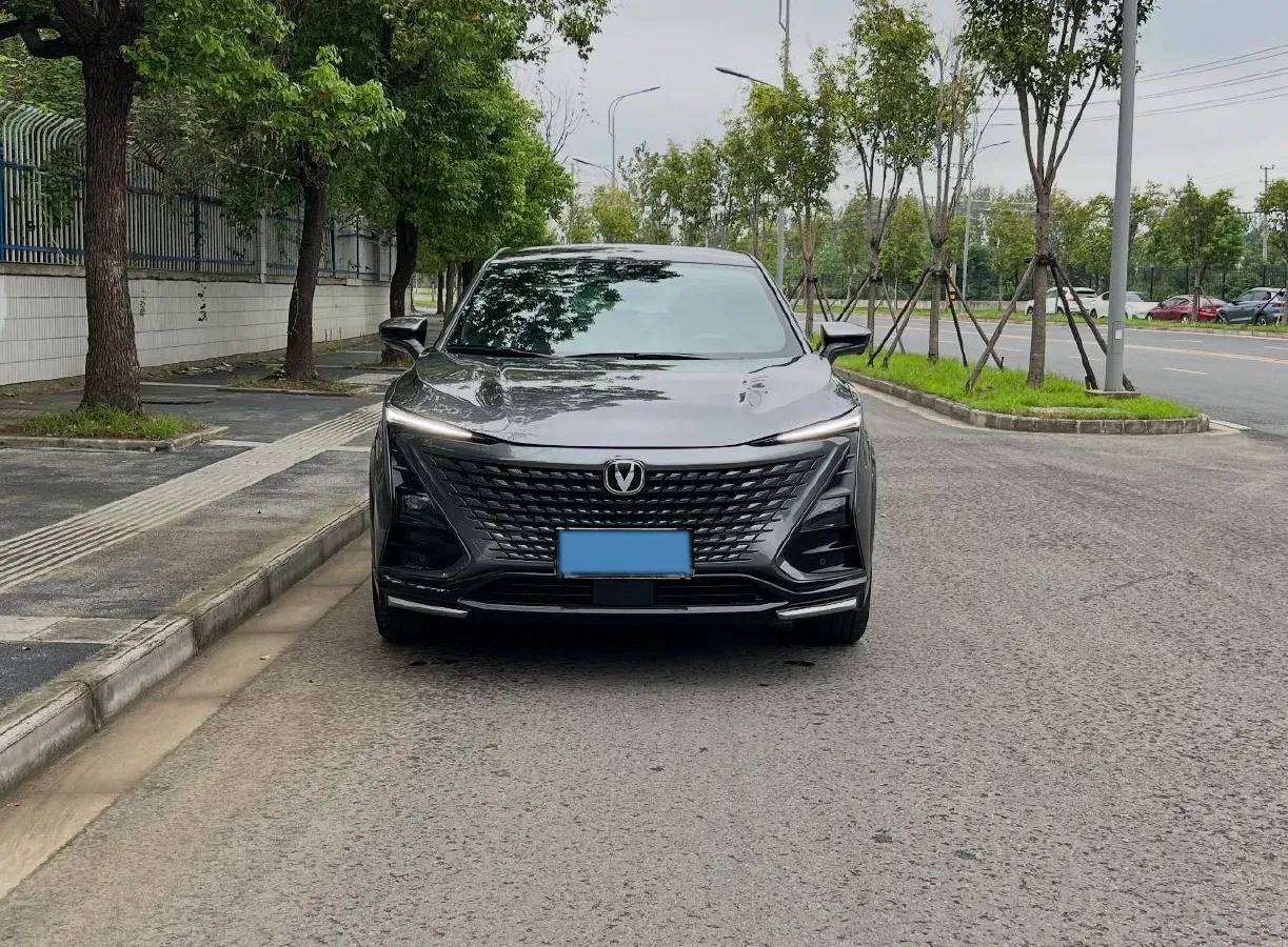 2023 ChangAn UNI-T 1.5T 188HP L4 7DCT,autocango,china used car exporter,china ev exporter,chinese used car exporter,chinese used ev exporter