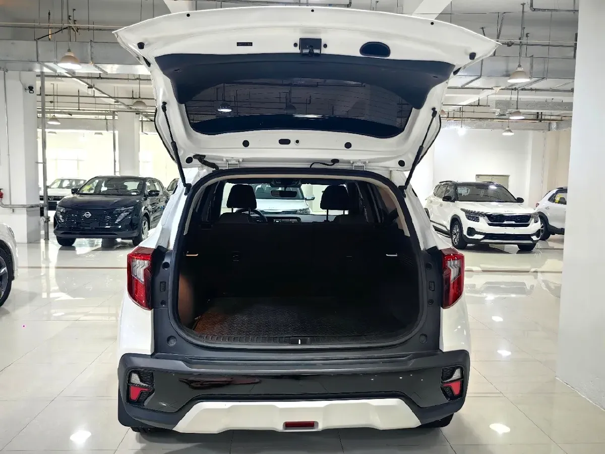 2023 Kia Seltos 1.5L 115HP L4 CVT,autocango,china used car exporter,china ev exporter,chinese used car exporter,chinese used ev exporter