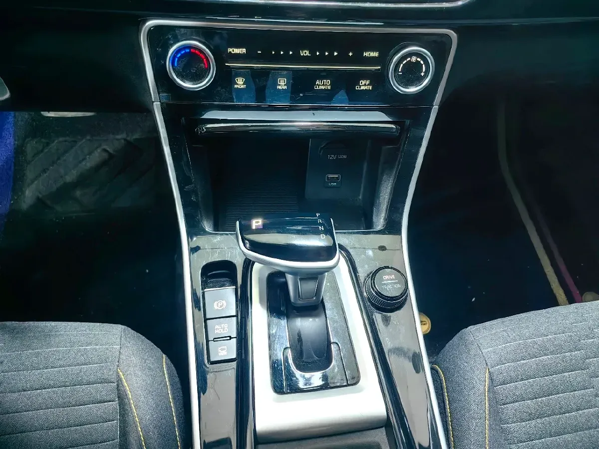 2023 Kia Seltos 1.5L 115HP L4 CVT,autocango,china used car exporter,china ev exporter,chinese used car exporter,chinese used ev exporter