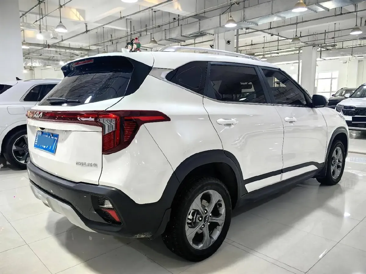 2023 Kia Seltos 1.5L 115HP L4 CVT,autocango,china used car exporter,china ev exporter,chinese used car exporter,chinese used ev exporter