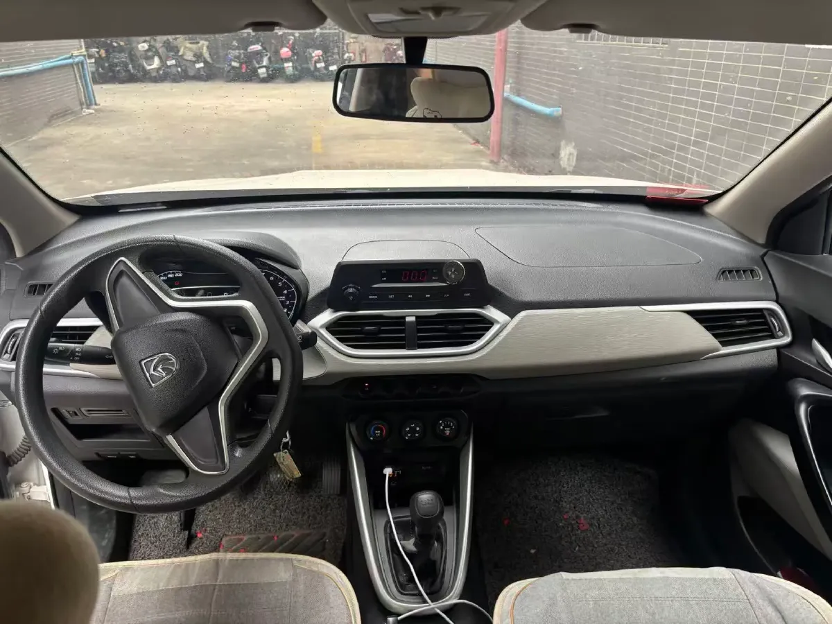 2021 BaoJun 510 1.5L 99HP L4 CVT,autocango,china used car exporter,china ev exporter,chinese used car exporter,chinese used ev exporter