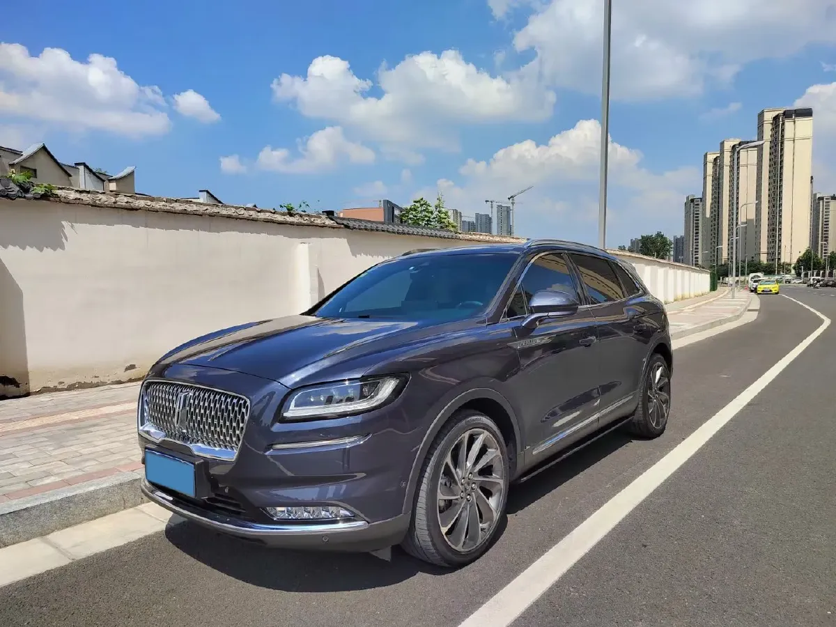2021 Lincoln Nautilus 2.7T 322HP V6 8AT,autocango,china used car exporter,china ev exporter,chinese used car exporter,chinese used ev exporter