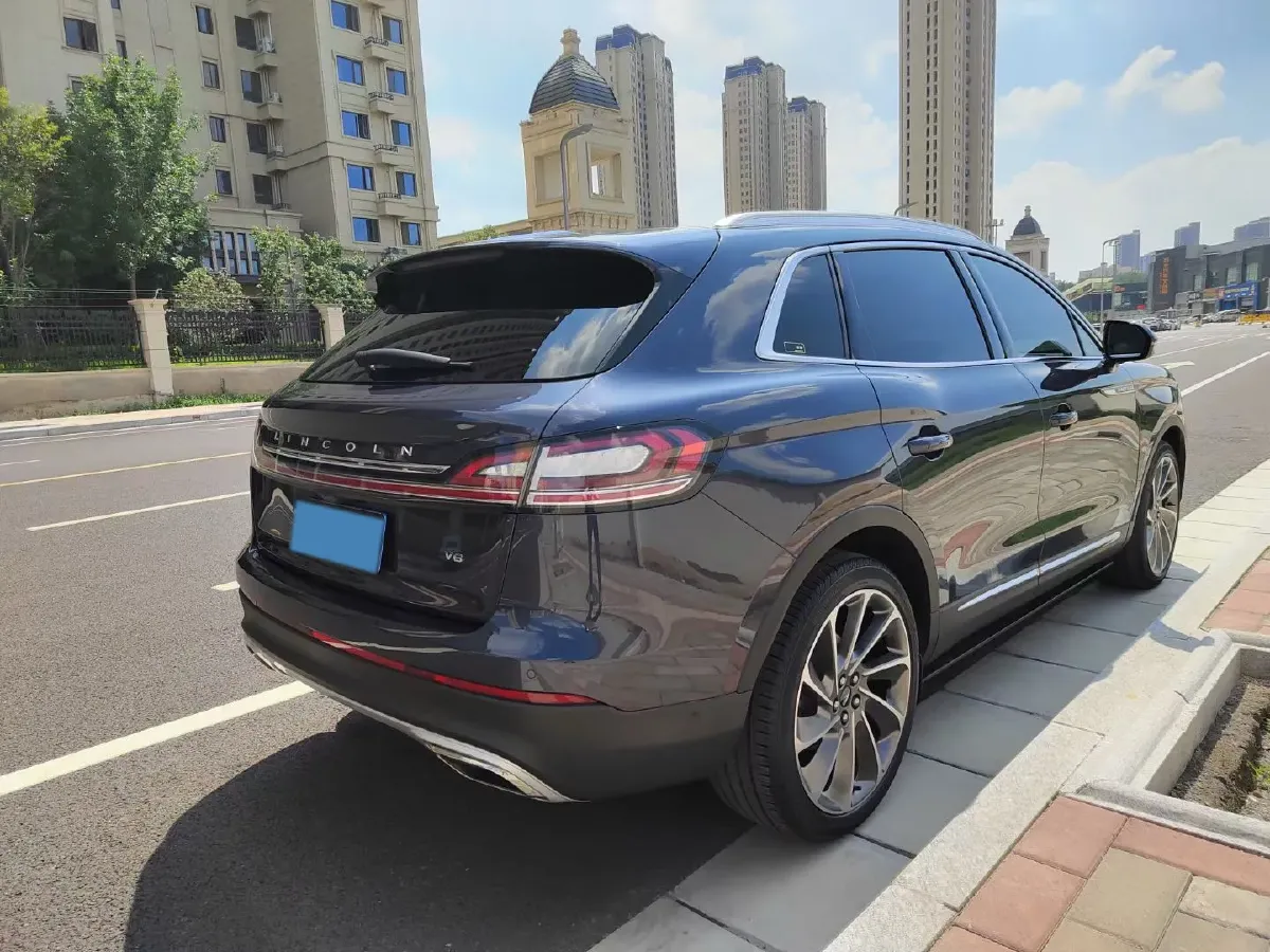 2021 Lincoln Nautilus 2.7T 322HP V6 8AT,autocango,china used car exporter,china ev exporter,chinese used car exporter,chinese used ev exporter