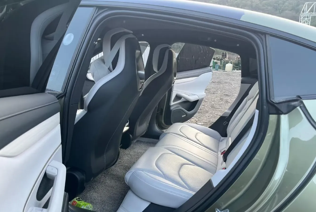 2024 MI SU7 BEV 101KWH,autocango,china used car exporter,china ev exporter,chinese used car exporter,chinese used ev exporter