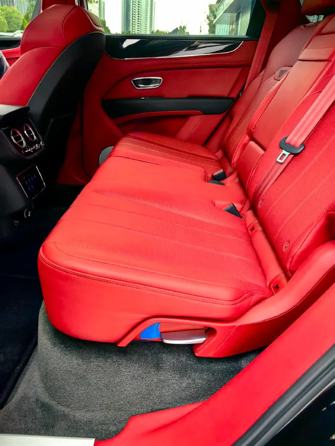 2021 Bentley Bentayga 3.0T 340HP V6 8AT PHEV 17.3KWH,autocango,china used car exporter,china ev exporter,chinese used car exporter,chinese used ev exporter