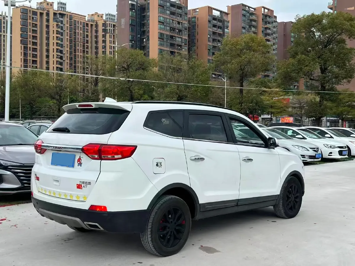 2017 Bestune B30 1.6L 109HP L4 6AT,autocango,china used car exporter,china ev exporter,chinese used car exporter,chinese used ev exporter