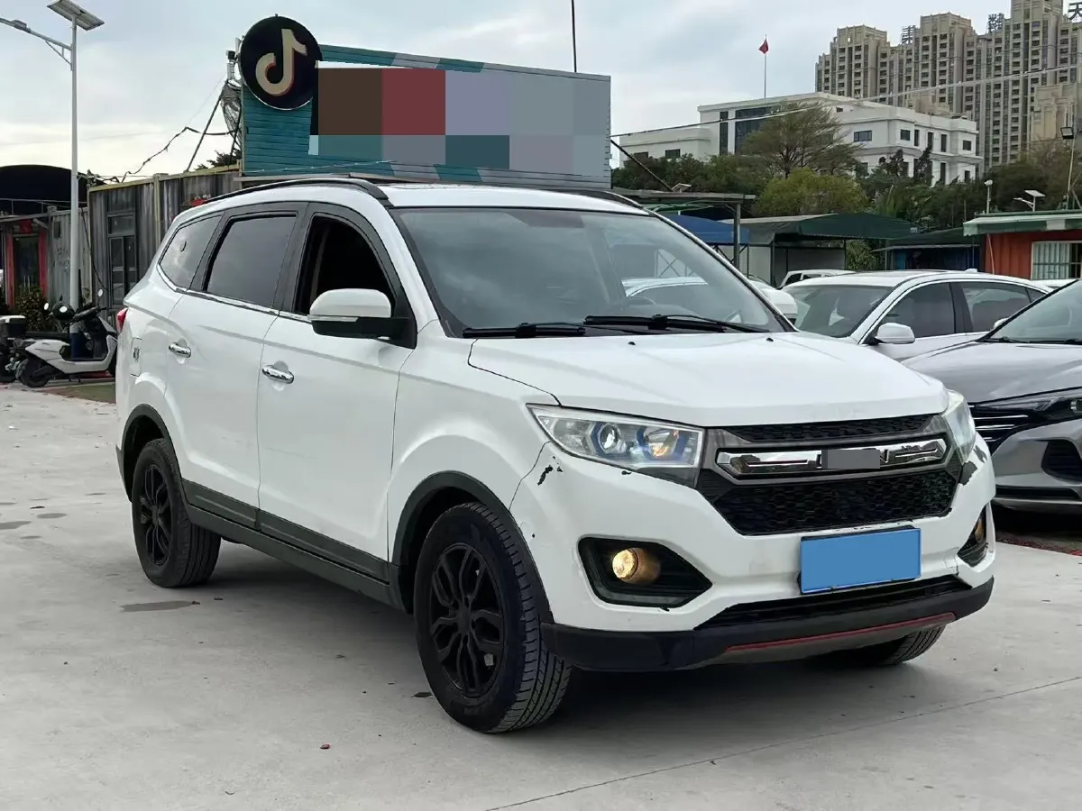 2017 Bestune B30 1.6L 109HP L4 6AT,autocango,china used car exporter,china ev exporter,chinese used car exporter,chinese used ev exporter