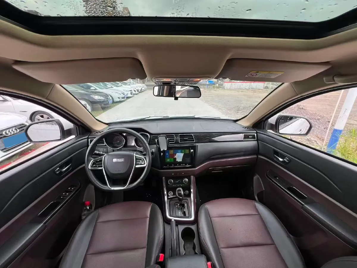 2017 Bestune B30 1.6L 109HP L4 6AT,autocango,china used car exporter,china ev exporter,chinese used car exporter,chinese used ev exporter