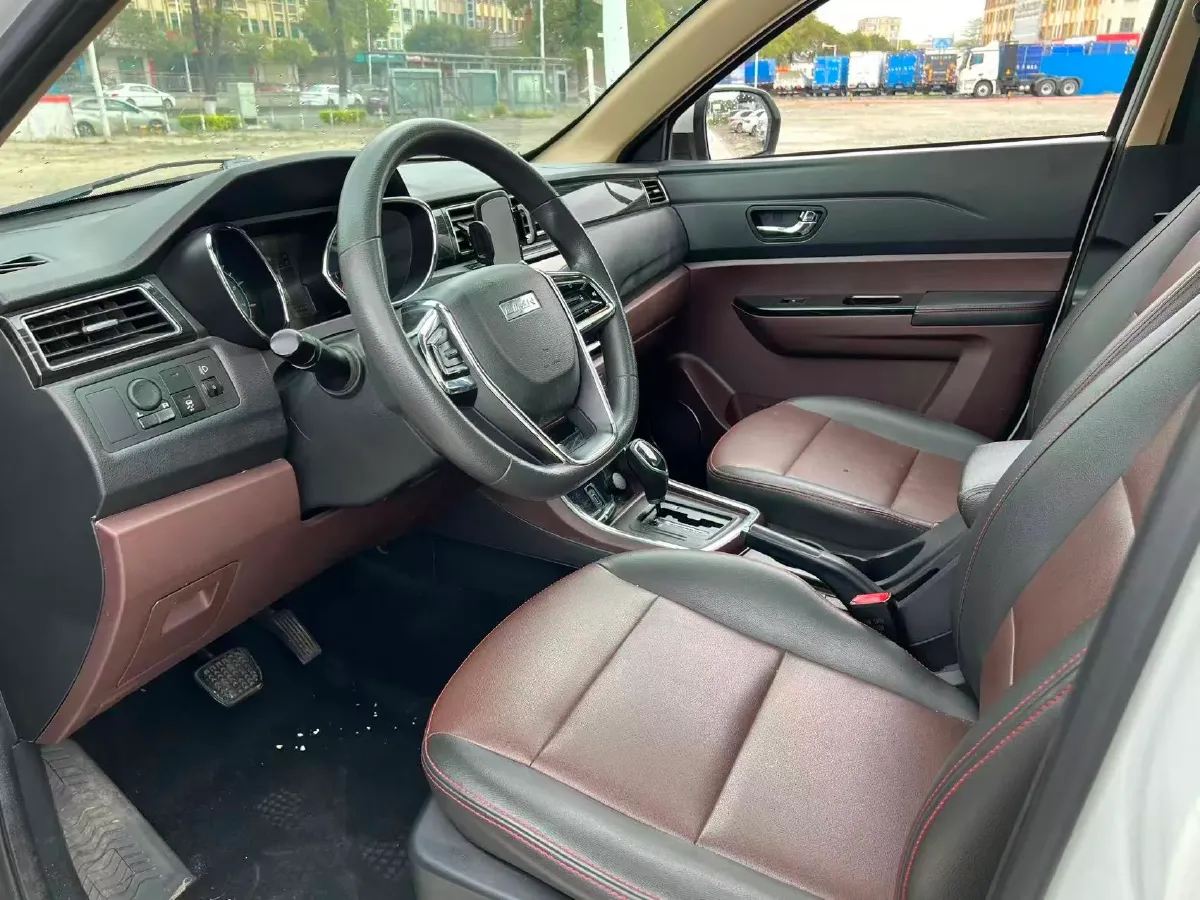 2017 Bestune B30 1.6L 109HP L4 6AT,autocango,china used car exporter,china ev exporter,chinese used car exporter,chinese used ev exporter