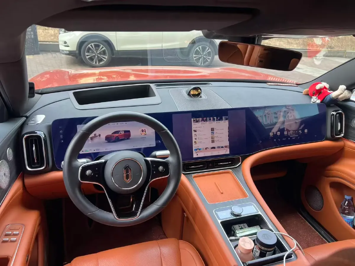 2024 AITO AITO M9 1.5T 152HP L4 REEV 42KWH,autocango,china used car exporter,china ev exporter,chinese used car exporter,chinese used ev exporter