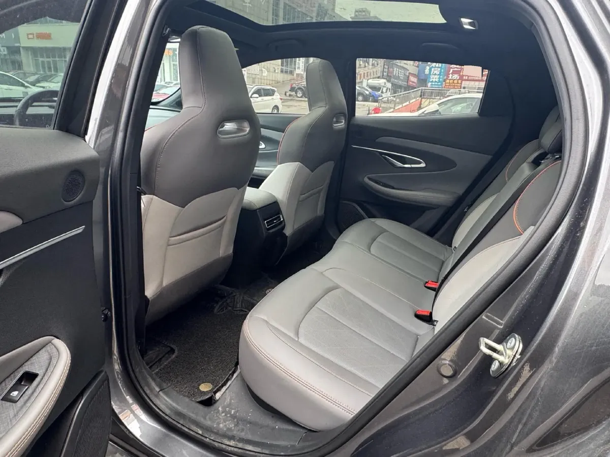 2022 ChangAn UNI-T 1.5T 188HP L4 7DCT,autocango,china used car exporter,china ev exporter,chinese used car exporter,chinese used ev exporter