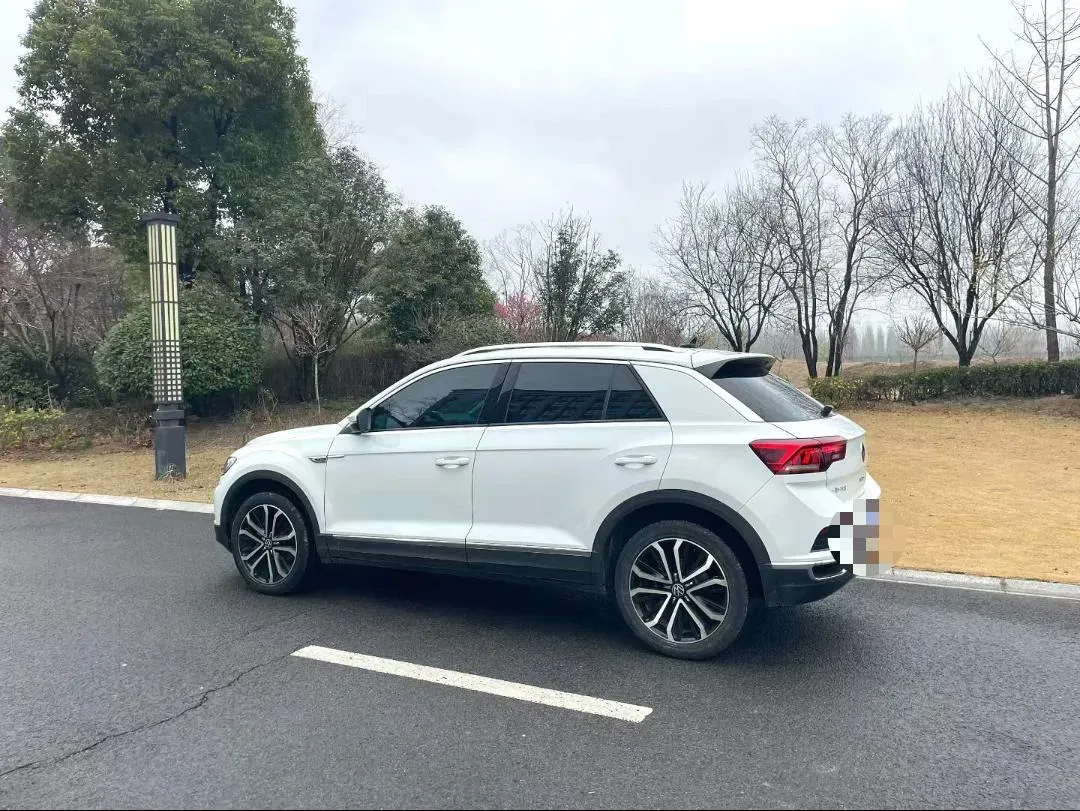 2021 Volkswagen T-Roc 1.4T 150HP L4 7DCT,autocango,china used car exporter,china ev exporter,chinese used car exporter,chinese used ev exporter