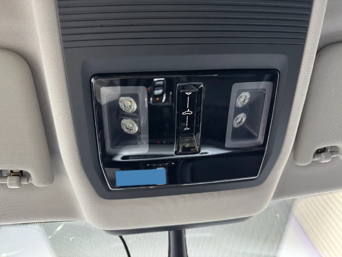 2022 Skoda Octavia 1.4T 150HP L4 7DCT,autocango,china used car exporter,china ev exporter,chinese used car exporter,chinese used ev exporter