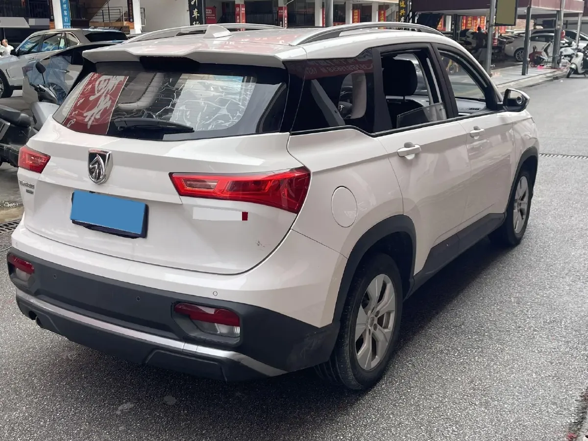 2019 BaoJun 530 1.5T 151HP L4 CVT,autocango,china used car exporter,china ev exporter,chinese used car exporter,chinese used ev exporter