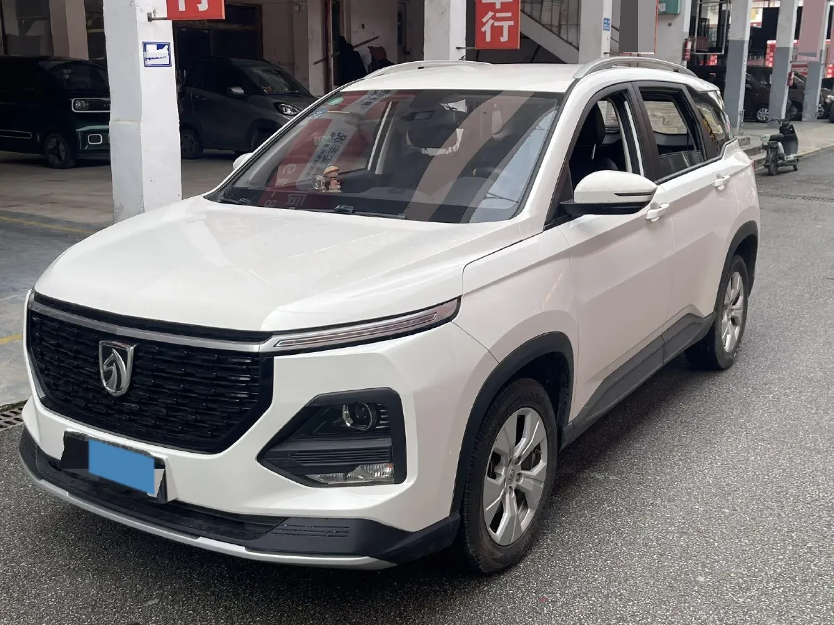 2019 BaoJun 530 1.5T 151HP L4 CVT,autocango,china used car exporter,china ev exporter,chinese used car exporter,chinese used ev exporter