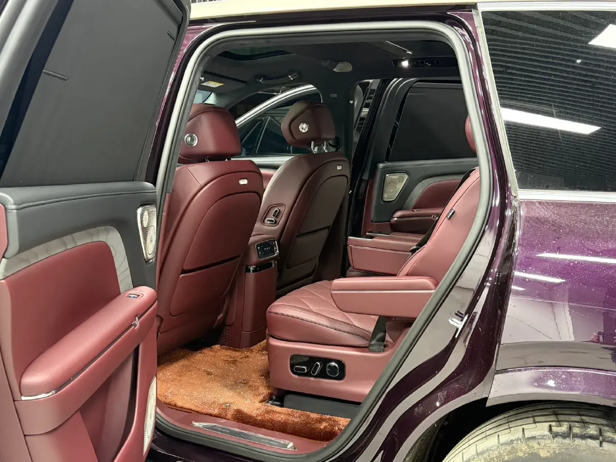 2026 Voyah 9L 1.5T 150HP L4 PHEV,autocango,china used car exporter,china ev exporter,chinese used car exporter,chinese used ev exporter