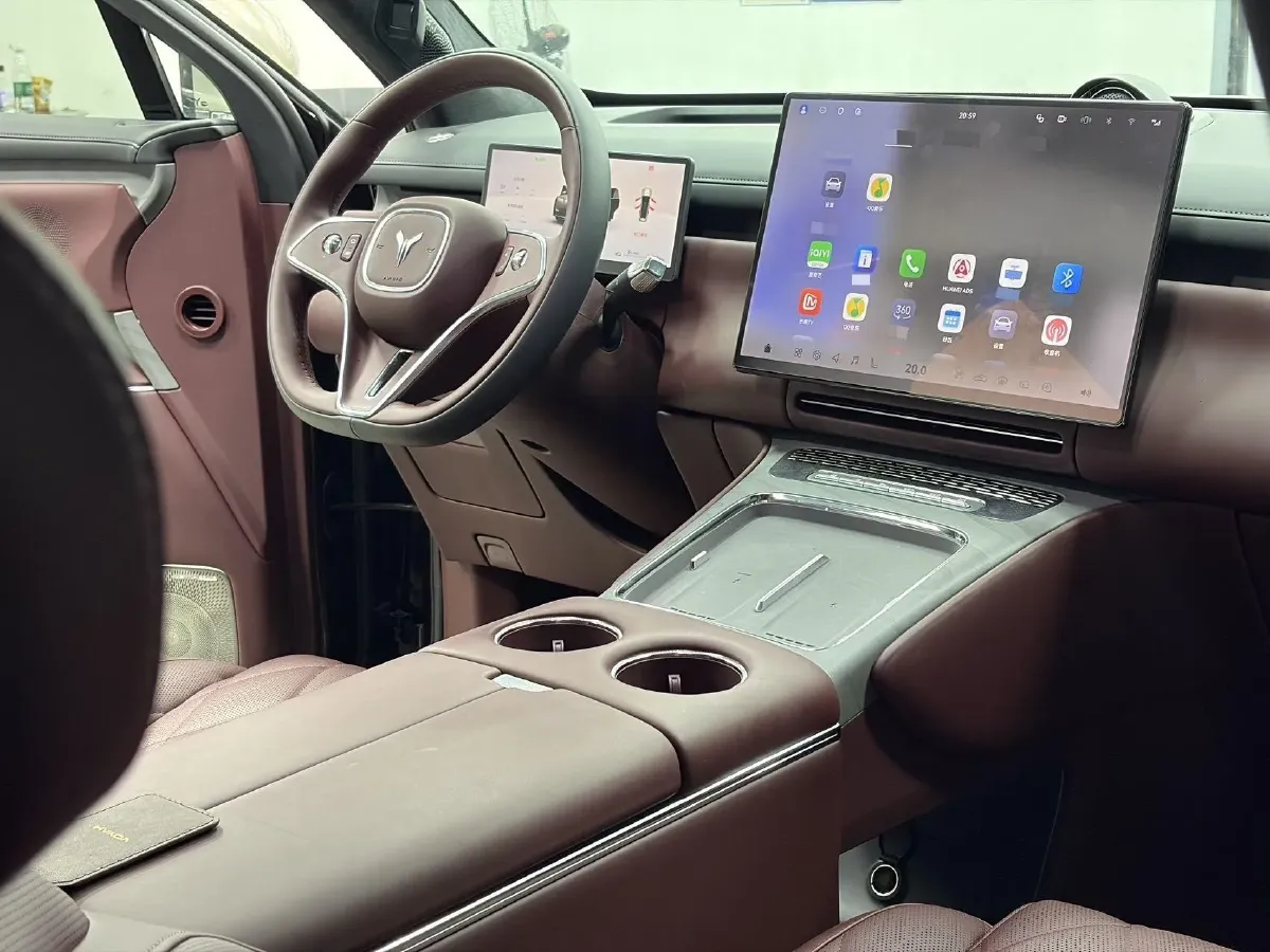 2026 Voyah 9L 1.5T 150HP L4 PHEV,autocango,china used car exporter,china ev exporter,chinese used car exporter,chinese used ev exporter