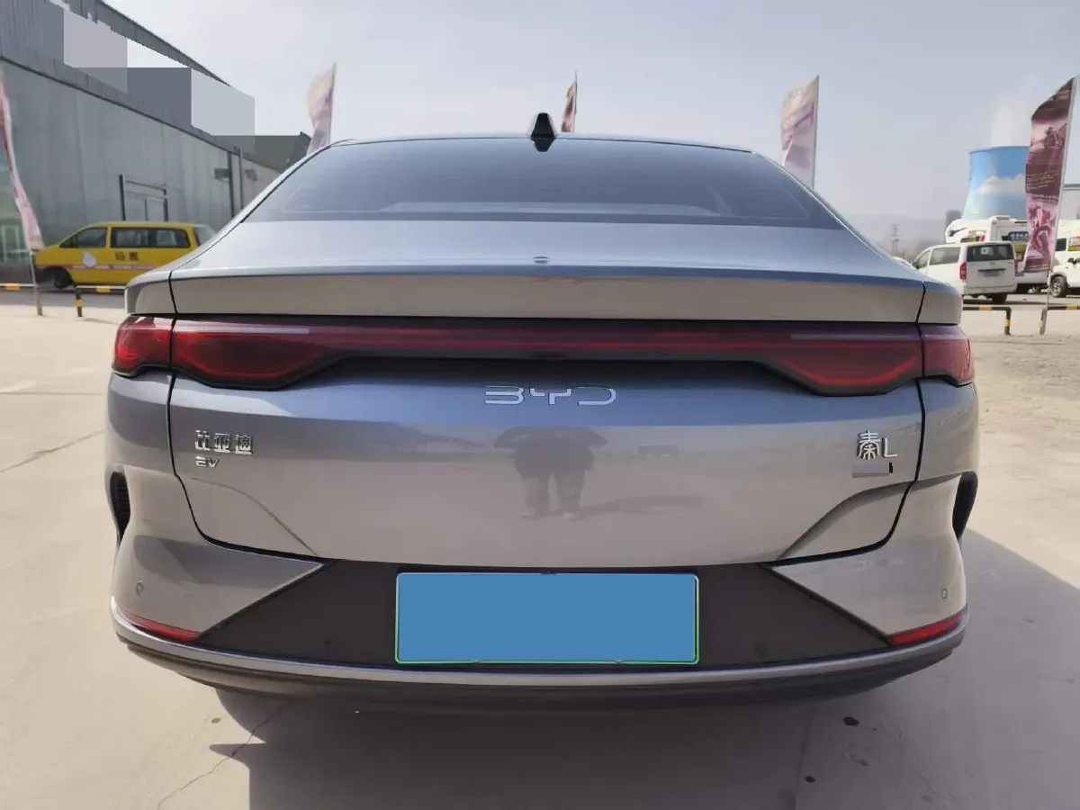 2025 BYD QinL BEV,autocango,china used car exporter,china ev exporter,chinese used car exporter,chinese used ev exporter