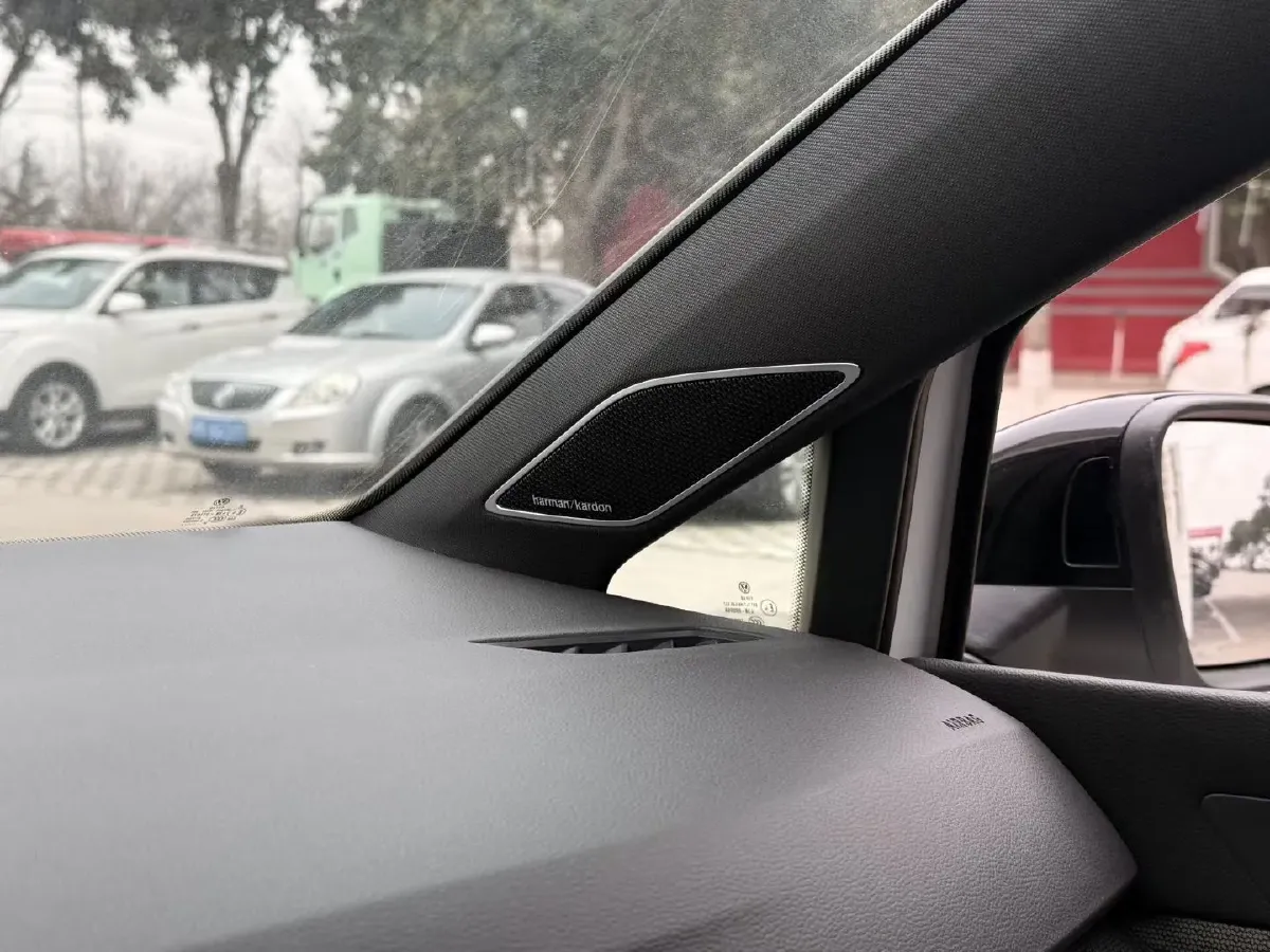 2025 Volkswagen Golf 1.5T 160HP L4 7DCT,autocango,china used car exporter,china ev exporter,chinese used car exporter,chinese used ev exporter