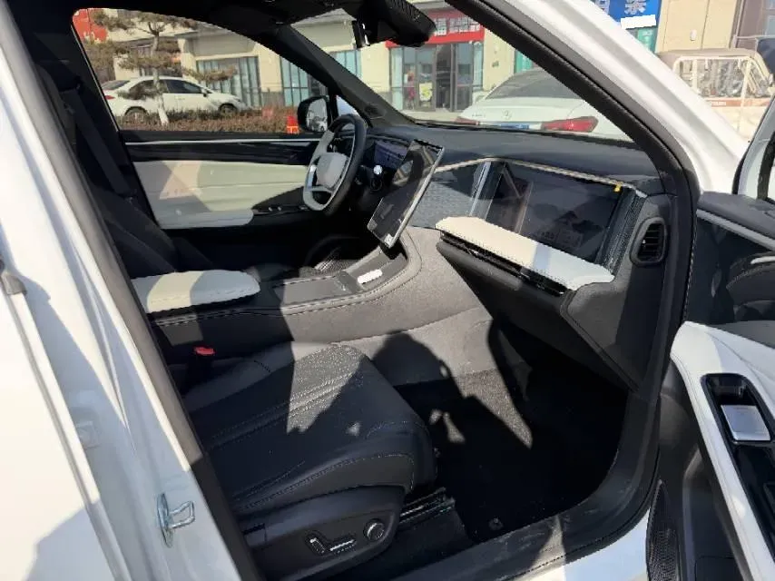 2024 Geely Galaxy L7 1.5T 163HP L4 3DHT PHEV 18.7KWH,autocango,china used car exporter,china ev exporter,chinese used car exporter,chinese used ev exporter