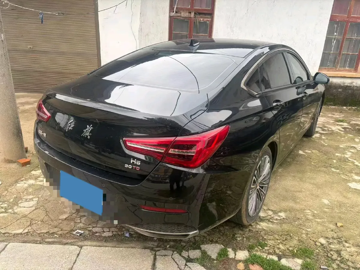 2022 HongQi H5 1.5T 169HP L4 7DCT,autocango,china used car exporter,china ev exporter,chinese used car exporter,chinese used ev exporter