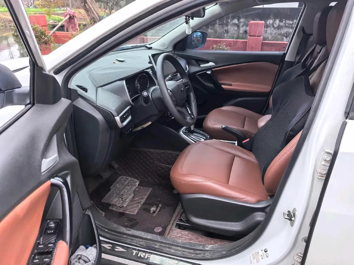 2019 Chevrolet Trax 1.0T 125HP L3 6AT,autocango,china used car exporter,china ev exporter,chinese used car exporter,chinese used ev exporter