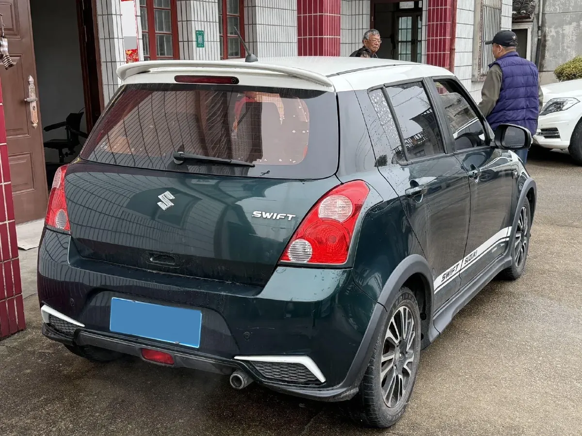 2016 Suzuki Swift 1.5L 103HP L4 4AT,autocango,china used car exporter,china ev exporter,chinese used car exporter,chinese used ev exporter