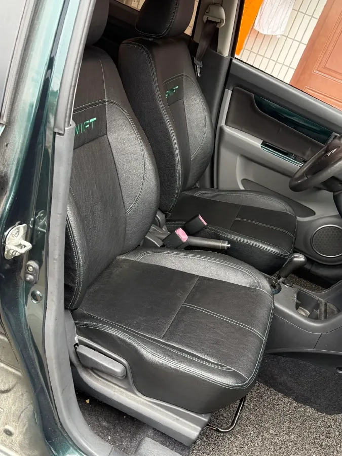 2016 Suzuki Swift 1.5L 103HP L4 4AT,autocango,china used car exporter,china ev exporter,chinese used car exporter,chinese used ev exporter