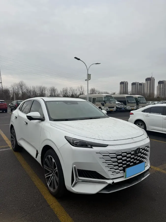 2022 Chevrolet Menlo BEV 61.1KWH,autocango,china used car exporter,china ev exporter,chinese used car exporter,chinese used ev exporter