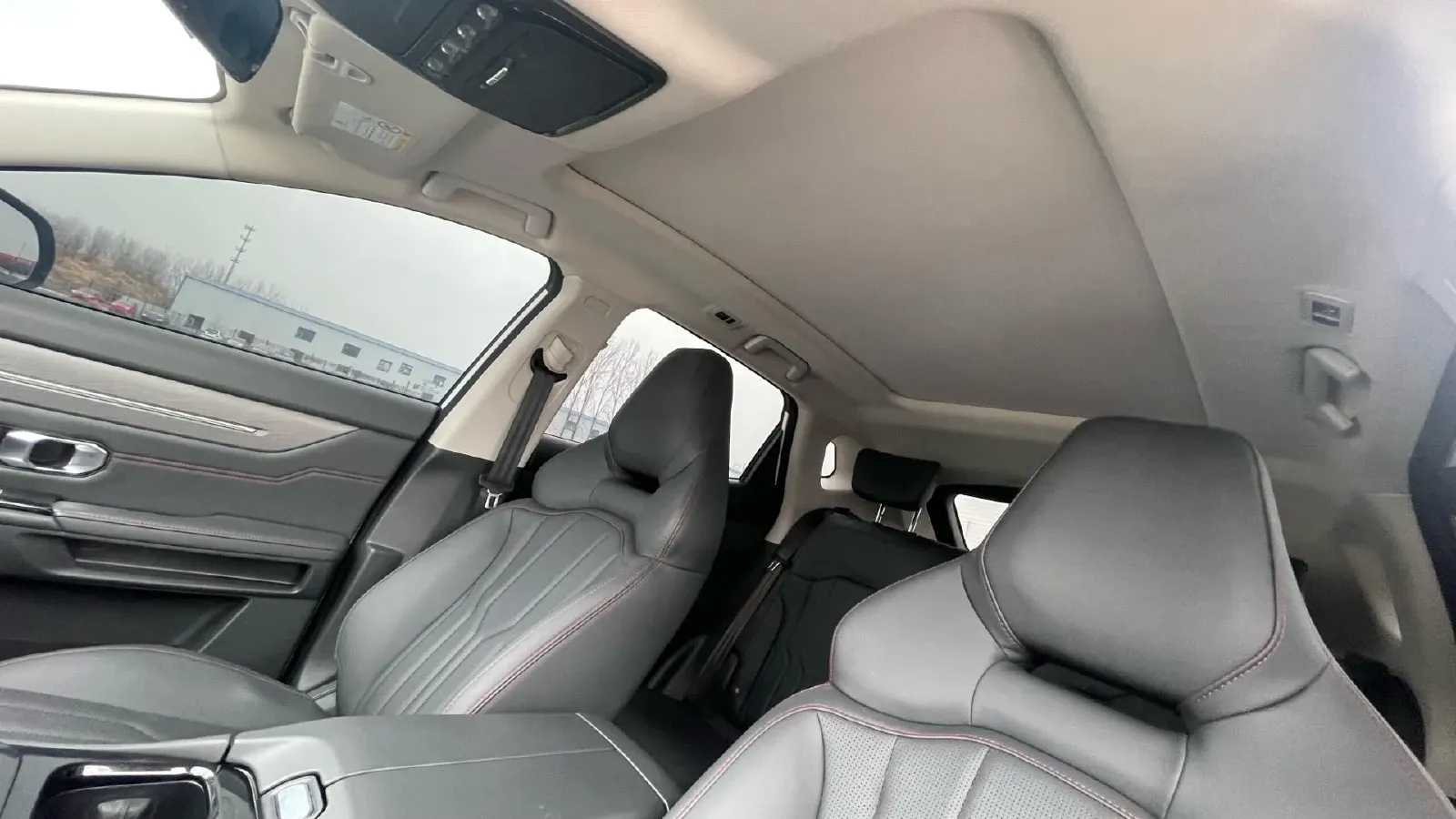 2025 Jetour DASHING 1.5T 156HP L4 6DCT,autocango,china used car exporter,china ev exporter,chinese used car exporter,chinese used ev exporter