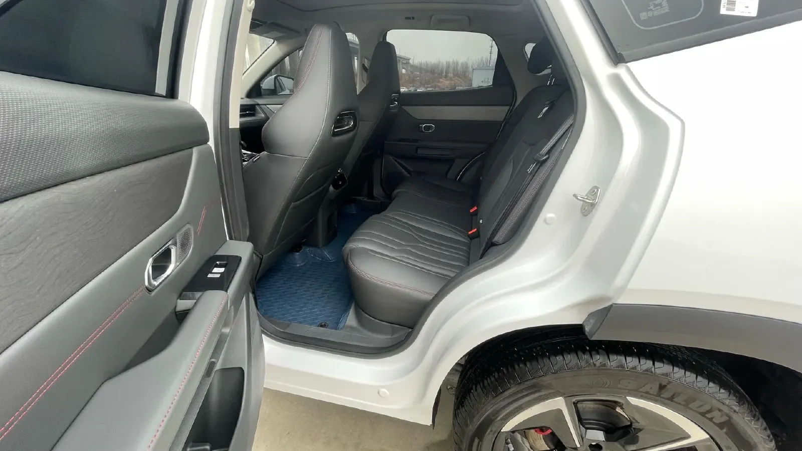 2025 Jetour DASHING 1.5T 156HP L4 6DCT,autocango,china used car exporter,china ev exporter,chinese used car exporter,chinese used ev exporter