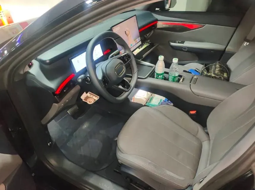 2024 LYNK&CO 07 EM-P 1.5T 163HP L4 3DHT PHEV 18.99KWH,autocango,china used car exporter,china ev exporter,chinese used car exporter,chinese used ev exporter